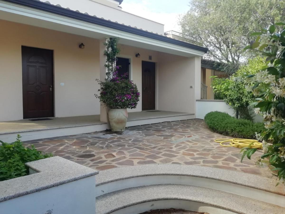 Casa Vacanze Villa Rosa Cala Gonone Bagian luar foto