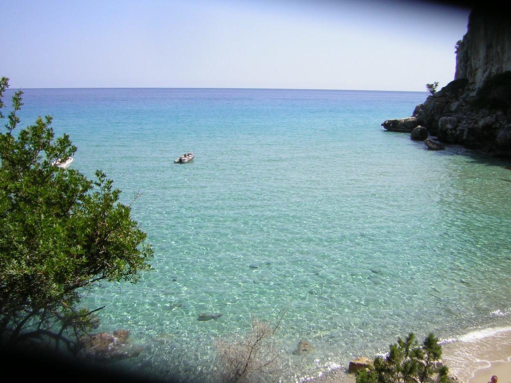 Casa Vacanze Villa Rosa Cala Gonone Bagian luar foto