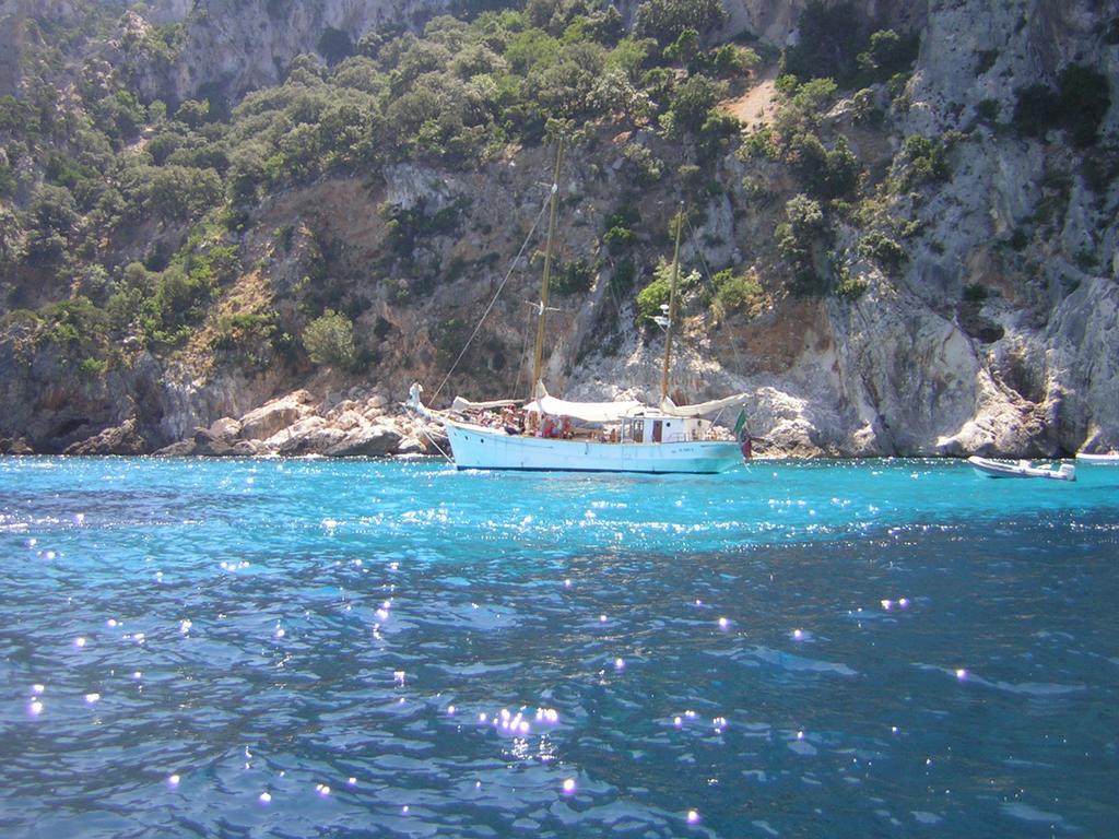 Casa Vacanze Villa Rosa Cala Gonone Bagian luar foto